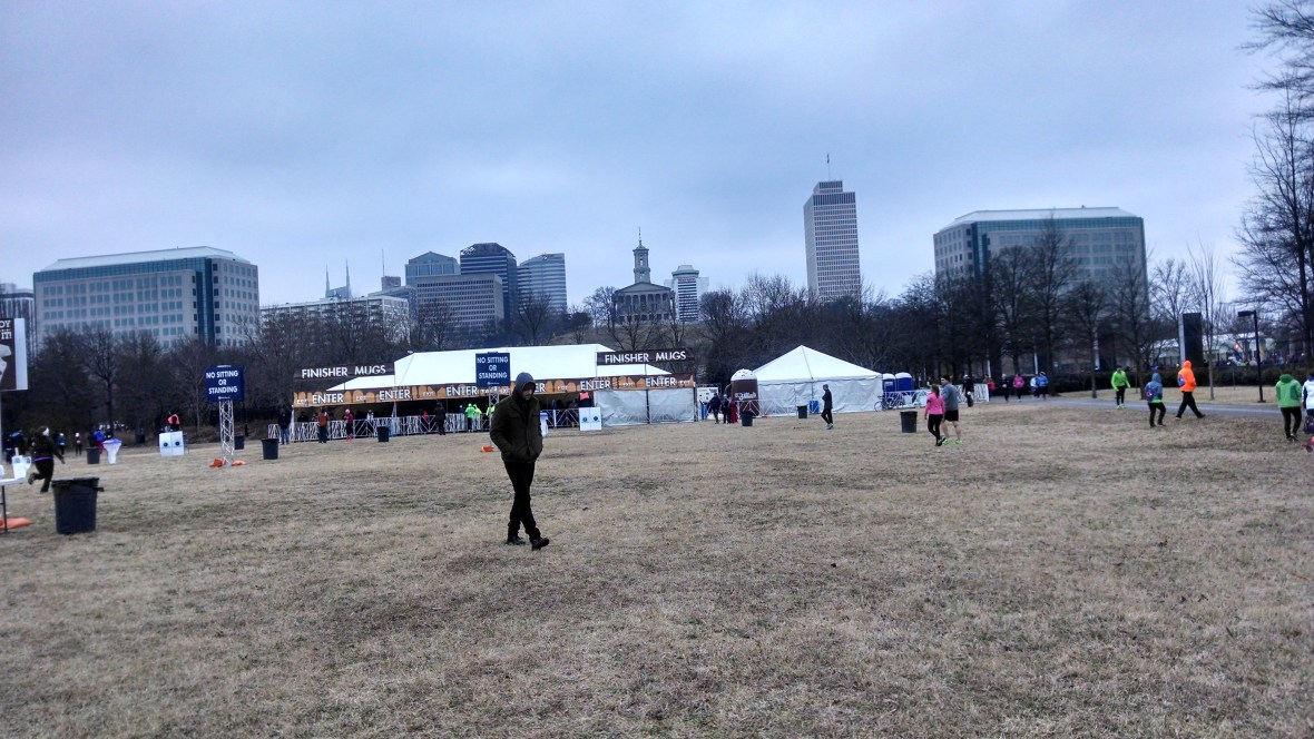 Waiting for the race. (Most of the 5,000 participants are huddled in the merchandising tents attempting to avoid frostbite)